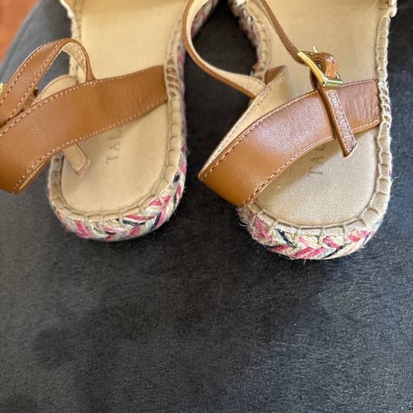 Women ‘s Talbots Izzy D’Orsay Embroidered Canvas Espadrille Sandals Shoes 7 - Picture 6 of 6